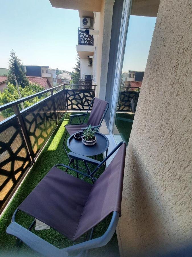 Appartement Domus Magistrae à Bucarest Extérieur photo